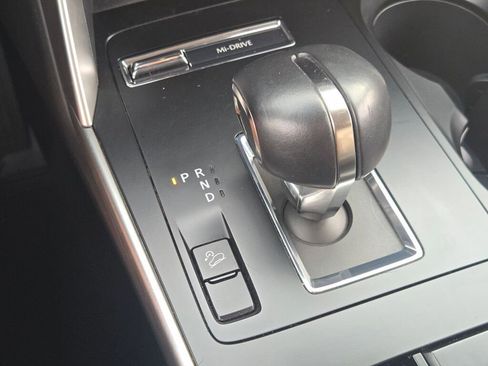 Used 2024 MAZDA CX-90 3.3 Turbo w/ Select Package image 32