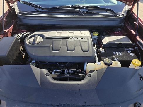 Used 2021 Jeep Cherokee Latitude Lux w/ Sun & Sound Group image 45