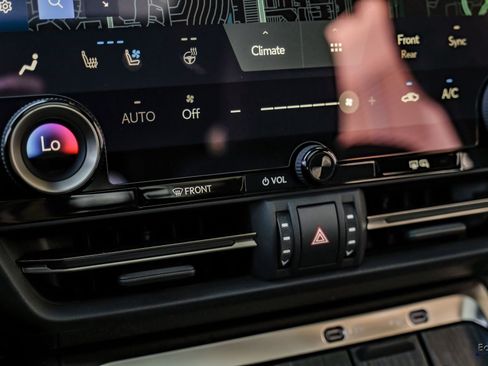 Used 2026 Lexus GX 550 image 63