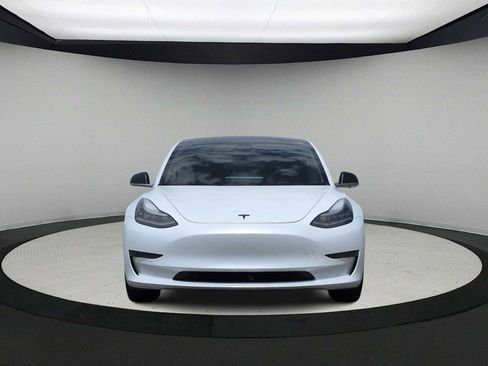 Used 2019 Tesla Model 3 Standard Range Plus RWD image 3