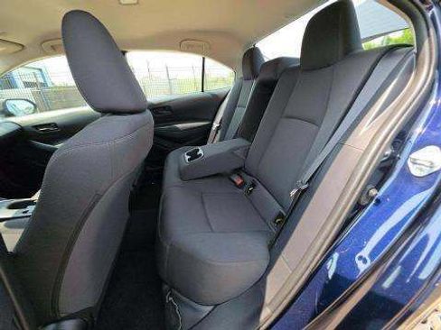 Used 2025 Toyota Corolla LE FWD image 12