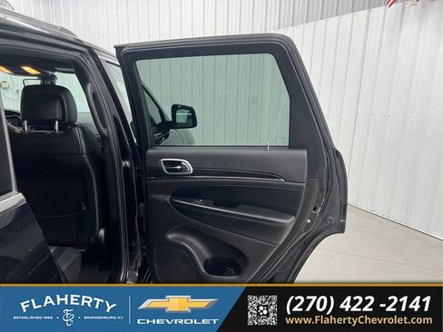 Used 2019 Jeep Grand Cherokee Limited AWD/4WD image 12