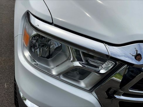 Used 2024 RAM 1500 Big Horn AWD/4WD image 29