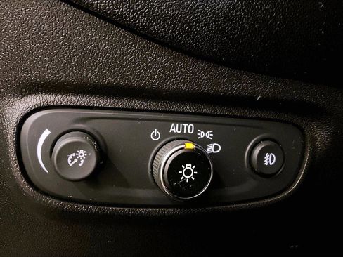 Used 2020 Chevrolet Equinox LT image 30