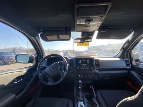 Used 2023 Nissan Frontier PRO-4X w/ Pro Convenience Package image 4