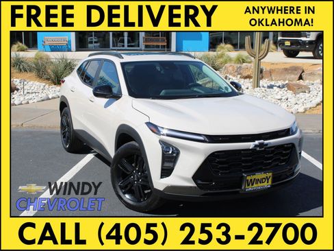 New 2026 Chevrolet Trax ACTIV w/ Sunroof Package FWD image 1