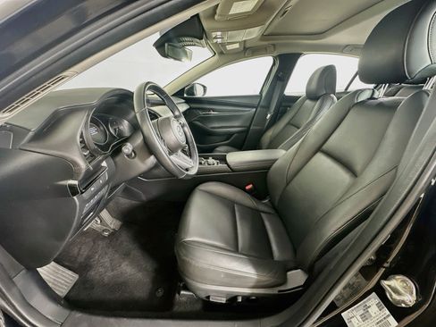 Used 2025 MAZDA MAZDA3 s FWD image 13