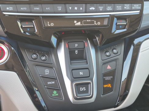 New 2026 Honda Odyssey Elite image 28