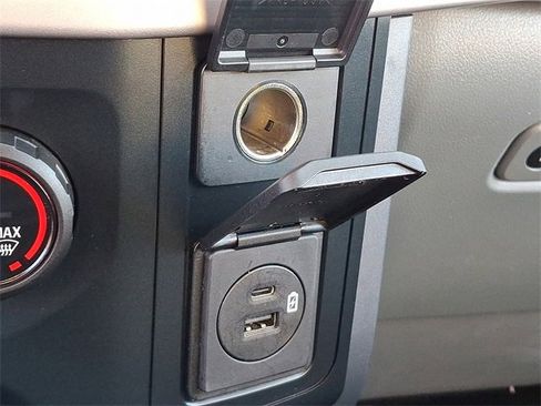 Used 2023 Ford F150 XLT image 24