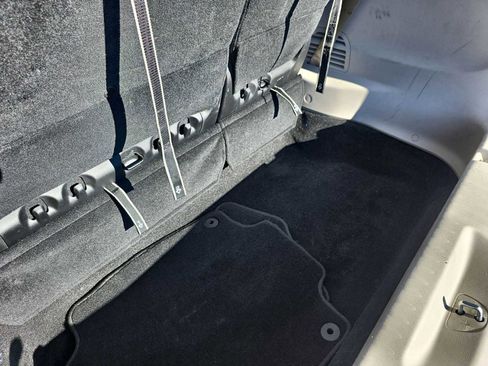 Certified 2024 Chrysler Pacifica Touring-L image 23