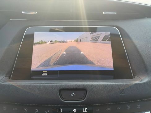Used 2021 Cadillac XT4 Premium Luxury w/ Sun And Sound Package AWD/4WD image 26
