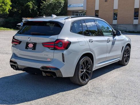 Used 2024 BMW X3 xDrive30i w/ Premium Package AWD/4WD image 3