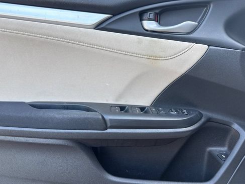 Used 2016 Honda Civic EX image 11