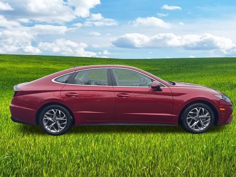 Used 2023 Hyundai Sonata SEL w/ Cargo Package image 4