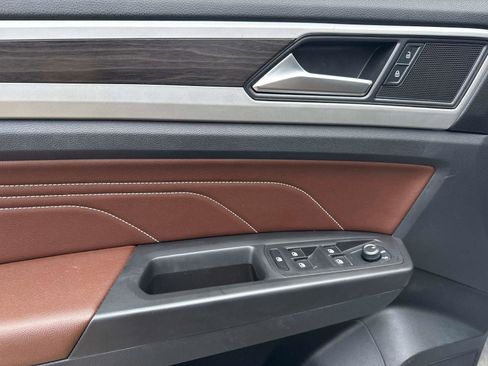 Used 2022 Volkswagen Atlas SE image 18