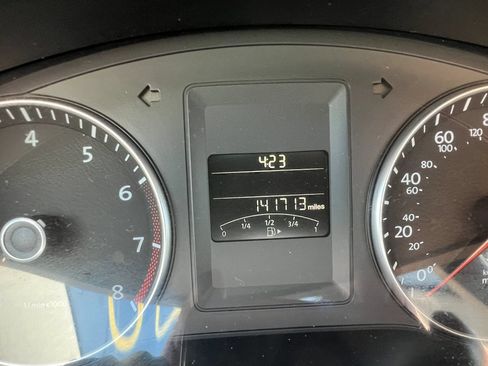 Used 2014 Volkswagen Jetta SE FWD image 17