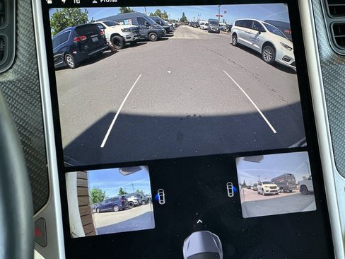 Used 2018 Tesla Model X 75D AWD/4WD image 20