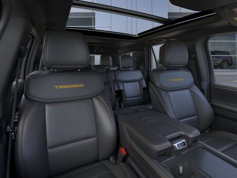 New 2026 Ford Expedition Tremor image 10