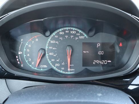 Used 2022 Chevrolet Spark ACTIV image 32