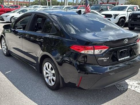 Used 2026 Toyota Corolla LE FWD image 5