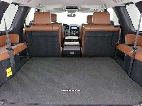 Used 2012 Toyota Sequoia Platinum AWD/4WD image 74