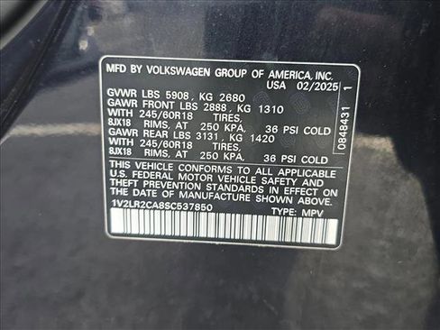 Certified 2025 Volkswagen Atlas SE image 17