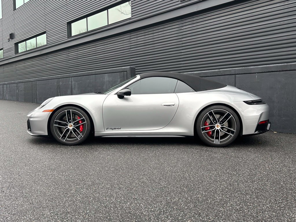 Certified 2026 Porsche 911 Carrera GTS RWD image 2
