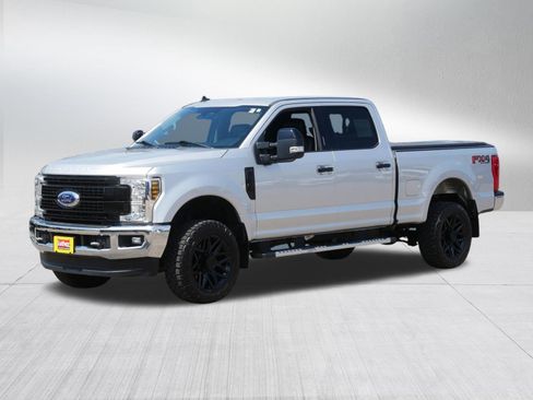 Used 2019 Ford F250 Lariat w/ Lariat Ultimate Package AWD/4WD image 3