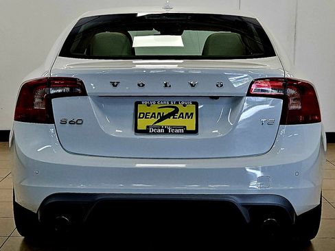 Used 2018 Volvo S60 T5 Dynamic w/ Vision Package image 7