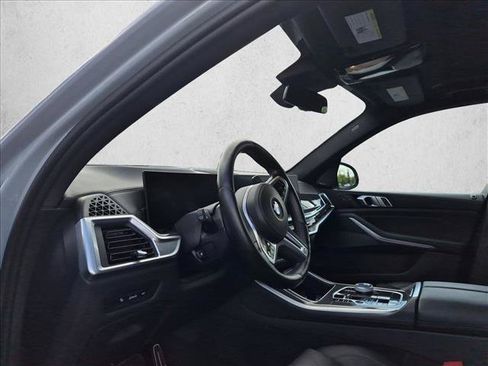 Used 2024 BMW X5 M60i AWD/4WD image 10