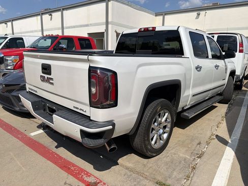 Used 2017 GMC Sierra 1500 Denali AWD/4WD image 3