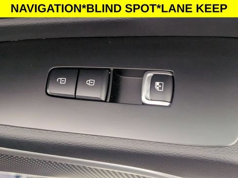 Used 2023 Kia Telluride S AWD/4WD image 33
