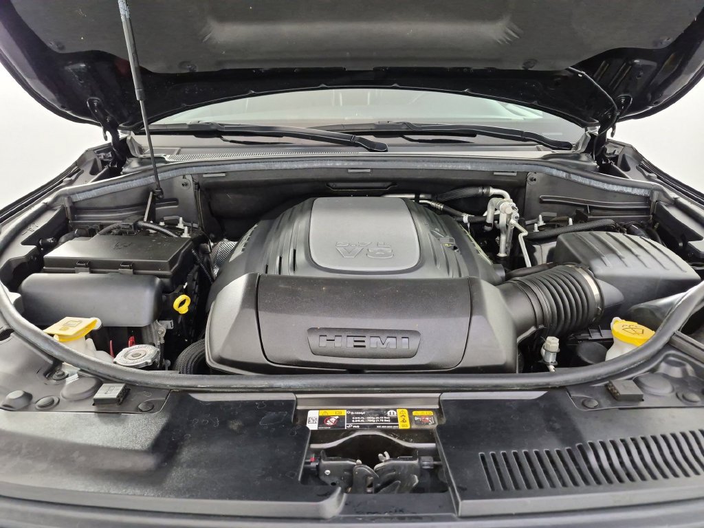 Used 2023 Dodge Durango R/T w/ Tow 'N Go Package AWD/4WD image 40