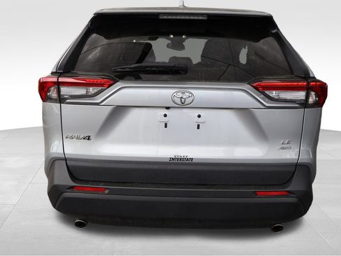 Certified 2025 Toyota RAV4 LE AWD/4WD image 12