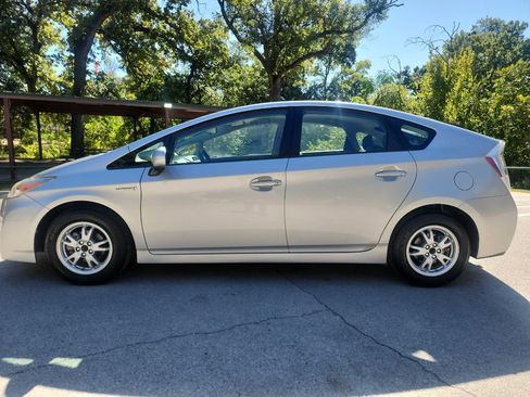Used 2010 Toyota Prius Two image 4