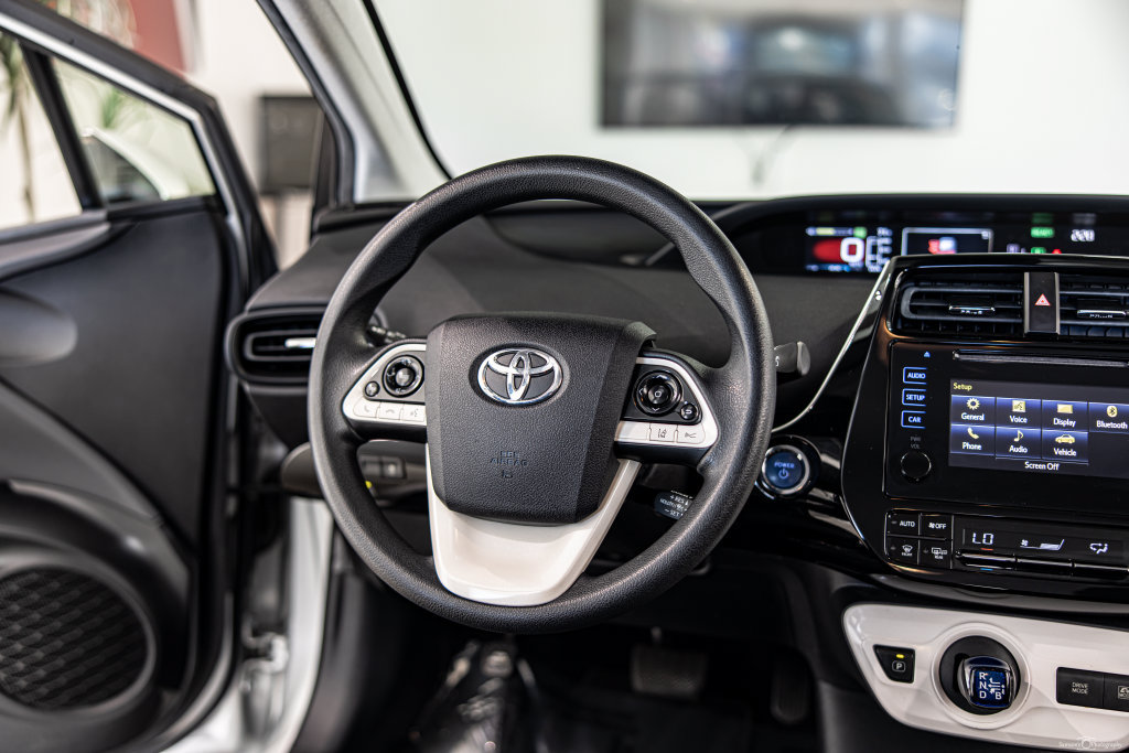 Used 2017 Toyota Prius Two FWD image 37
