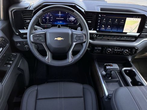New 2026 Chevrolet Silverado 1500 High Country AWD/4WD image 10