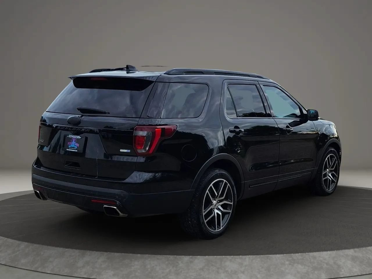 Used 2017 Ford Explorer Sport AWD/4WD image 5