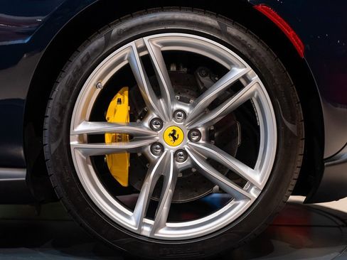 Certified 2024 Ferrari Roma Spider image 15