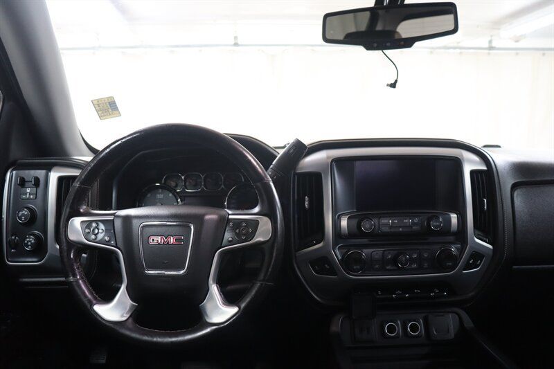 Used 2018 GMC Sierra 1500 SLT w/ SLT Premium Package AWD/4WD image 8