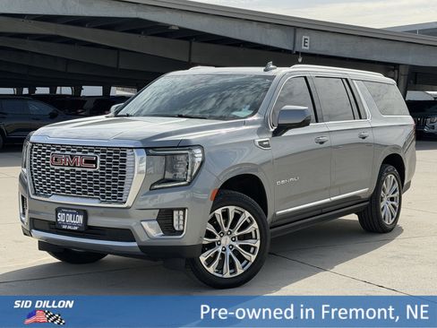 Used 2023 GMC Yukon XL Denali w/ Denali Reserve Package image 1