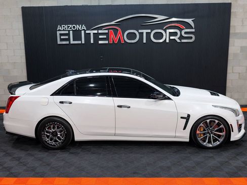 Used 2016 Cadillac CTS V w/ Luxury Package RWD image 12