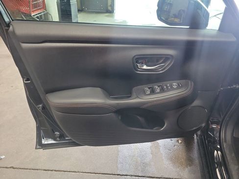 Used 2024 Honda HR-V Sport image 20