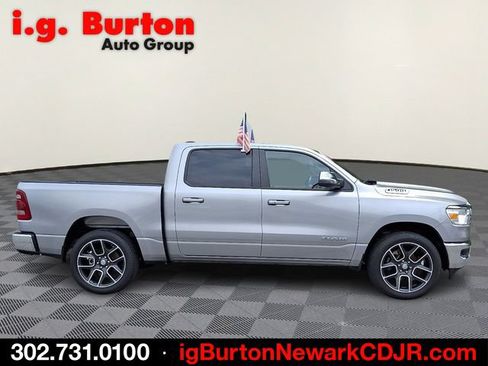 Used 2024 RAM 1500 Laramie AWD/4WD image 7