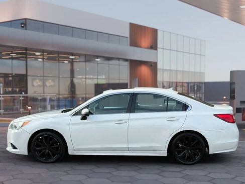 Used 2016 Subaru Legacy 2.5i Limited AWD/4WD image 3