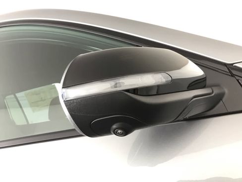 New 2026 Chevrolet Traverse LT w/ Midnight/Sport Edition image 32