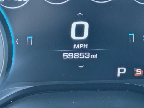 Used 2018 Chevrolet Camaro LT image 29