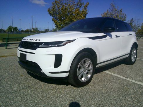 Used 2020 Land Rover Range Rover Evoque S image 10