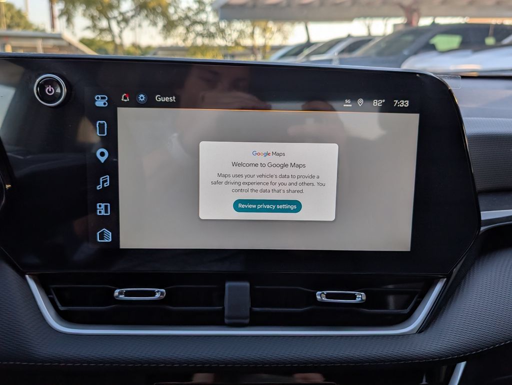 New 2027 Chevrolet Equinox LT w/ Safety and Technology Package FWD image 19
