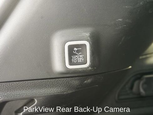 Used 2023 Jeep Grand Cherokee Altitude image 6